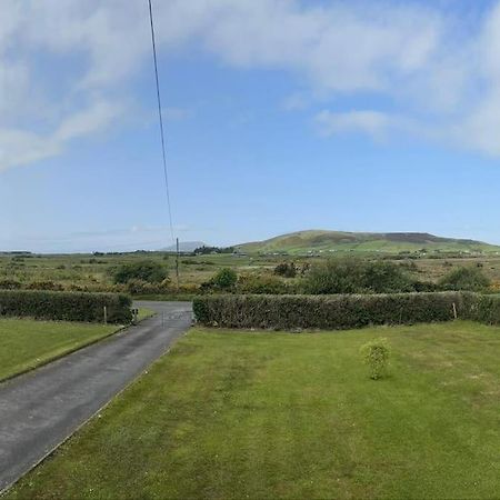 Rosie'S Pad Villa Louisburgh Exterior foto