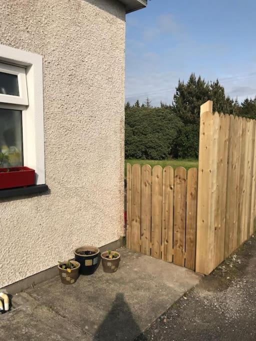 Rosie'S Pad Villa Louisburgh Exterior foto