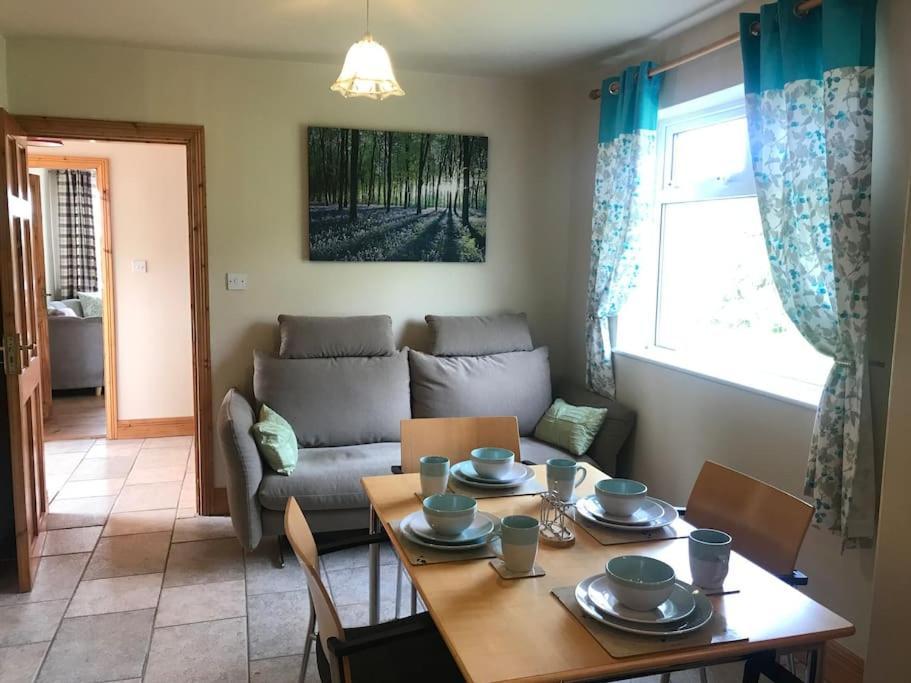 Rosie'S Pad Villa Louisburgh Exterior foto